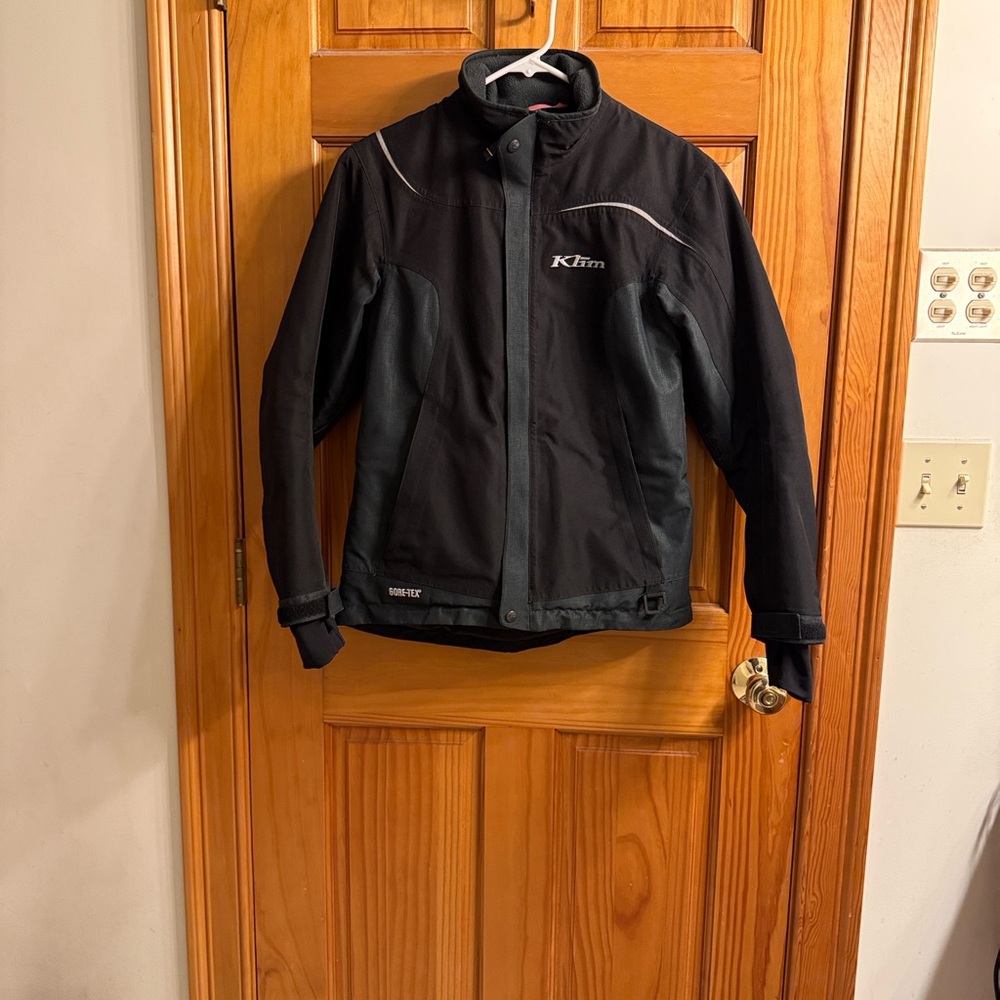 Women’s Klim Allure Parka, Gore Tex, Size XS
Snowmobile Jacket